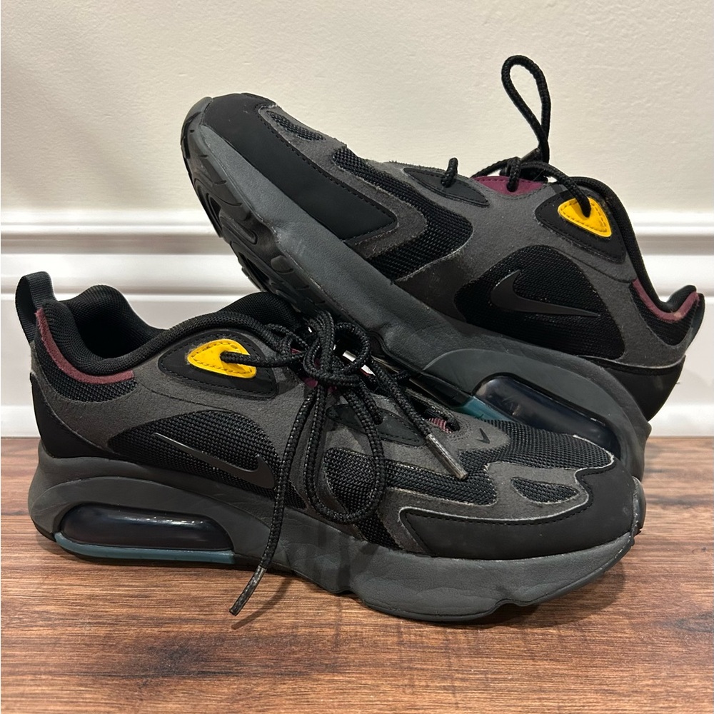 Nike Air Max 200 Bordeaux Men's Size 8 US AQ2568-001 Black Athletic Shoes